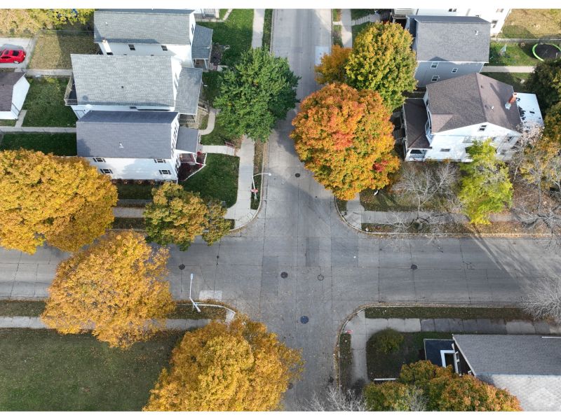 Existing view of N 41st St